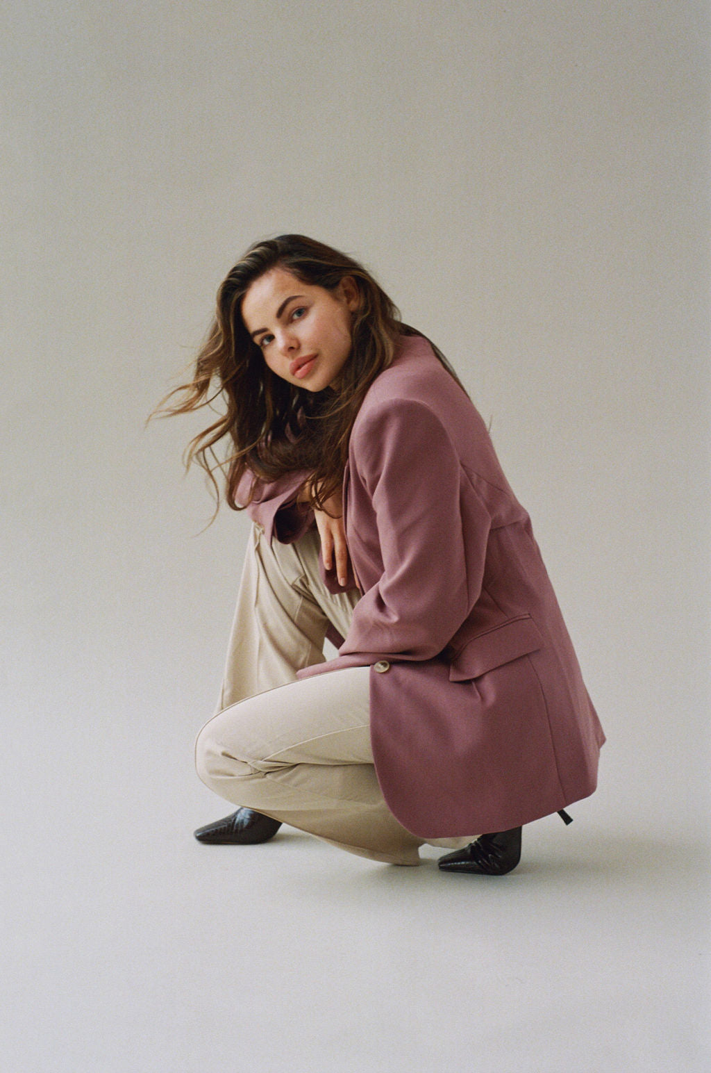 LEO – OVERSIZED PINK BLAZER