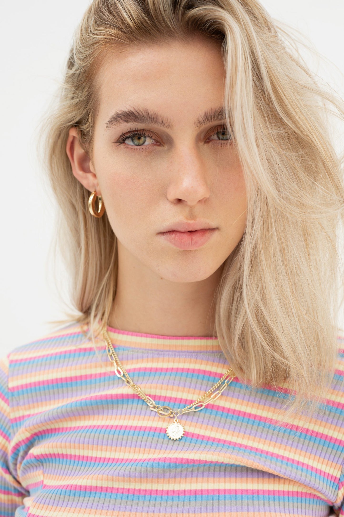 KITTY – Front Closure Chain Necklace