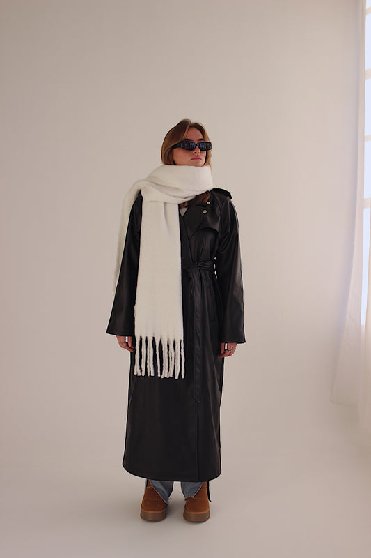 FRIDA – Off White Soft Braided Tassle Scarf