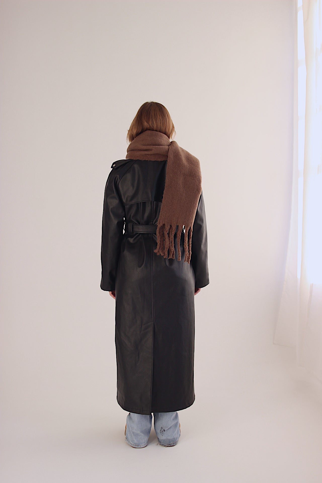 FRIDA – Brown Soft Braided Tassle Scarf
