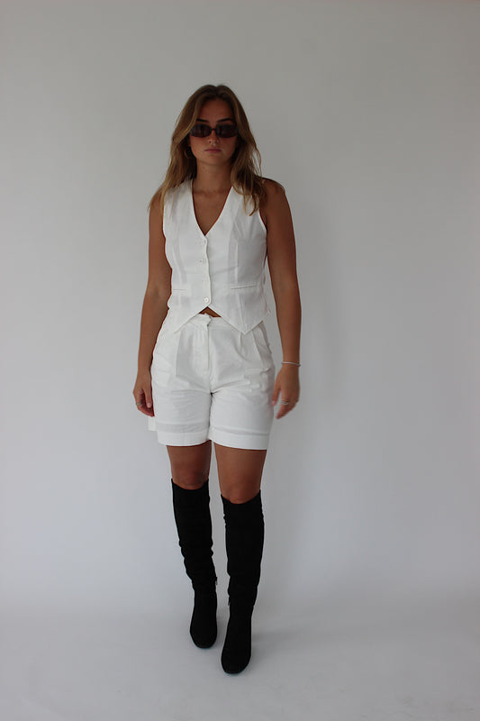 ZOYA - White Linen Blend Shorts