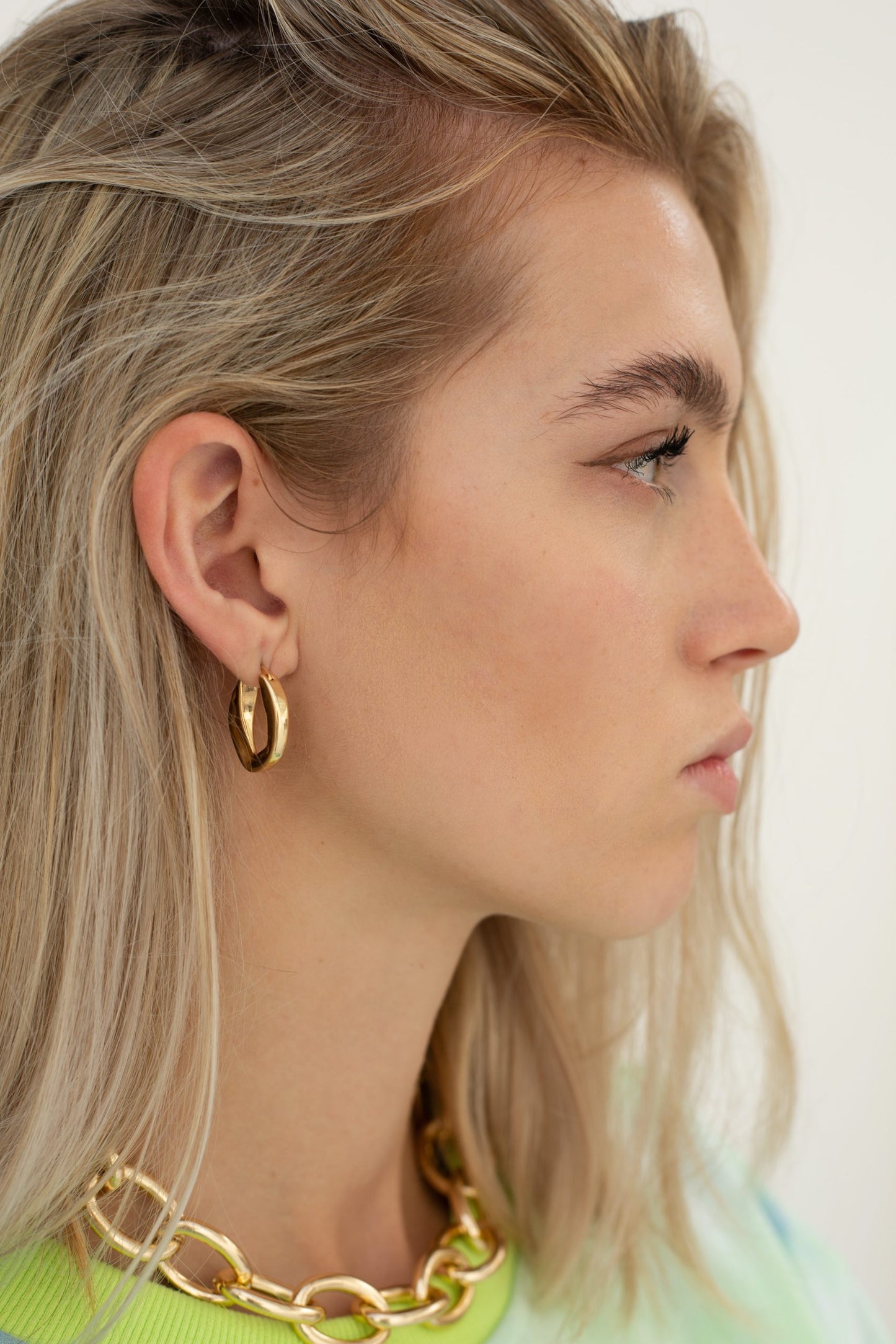 ALIX – Mini Hoop Earrings
