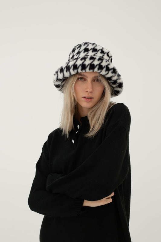 MARIE – Pied de Poule Bucket Hat
